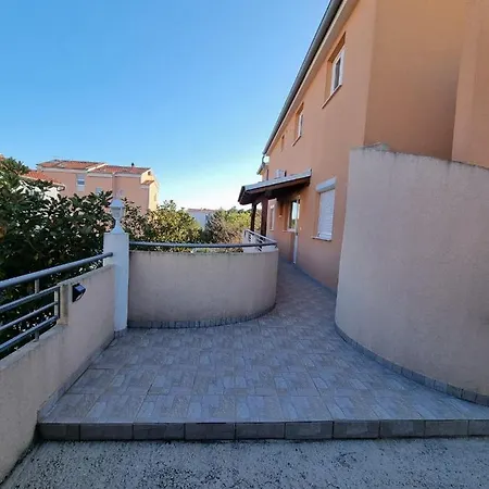 Apartments Vanja Skara Biograd Biograd Na Moru Habitación foto