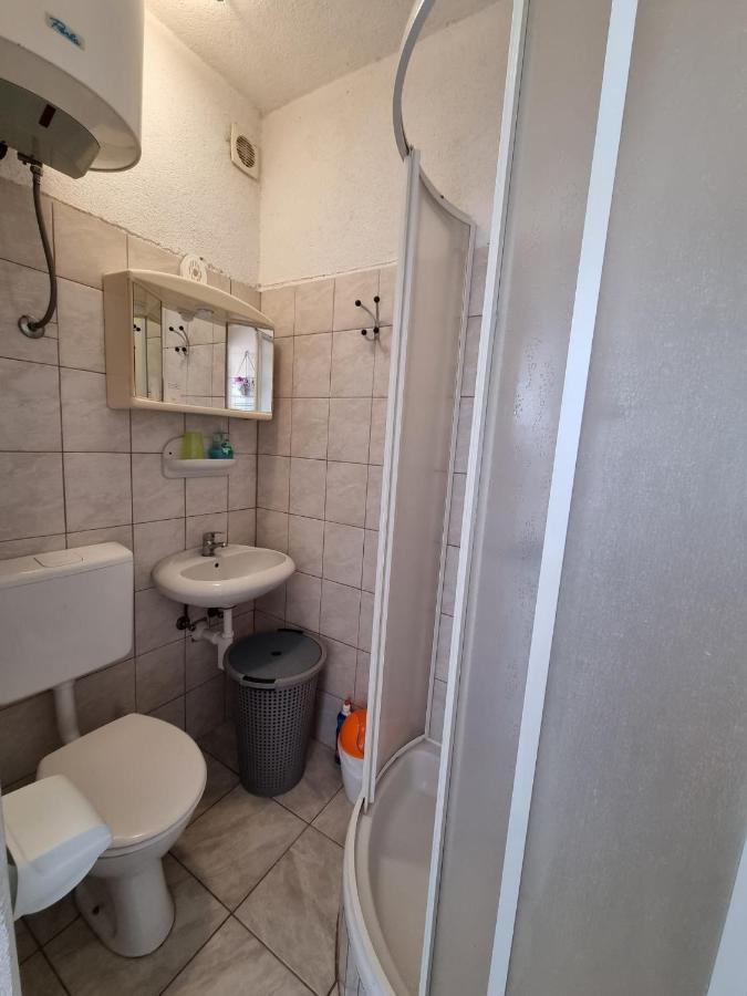 Vanja Skara Biograd Apartamento