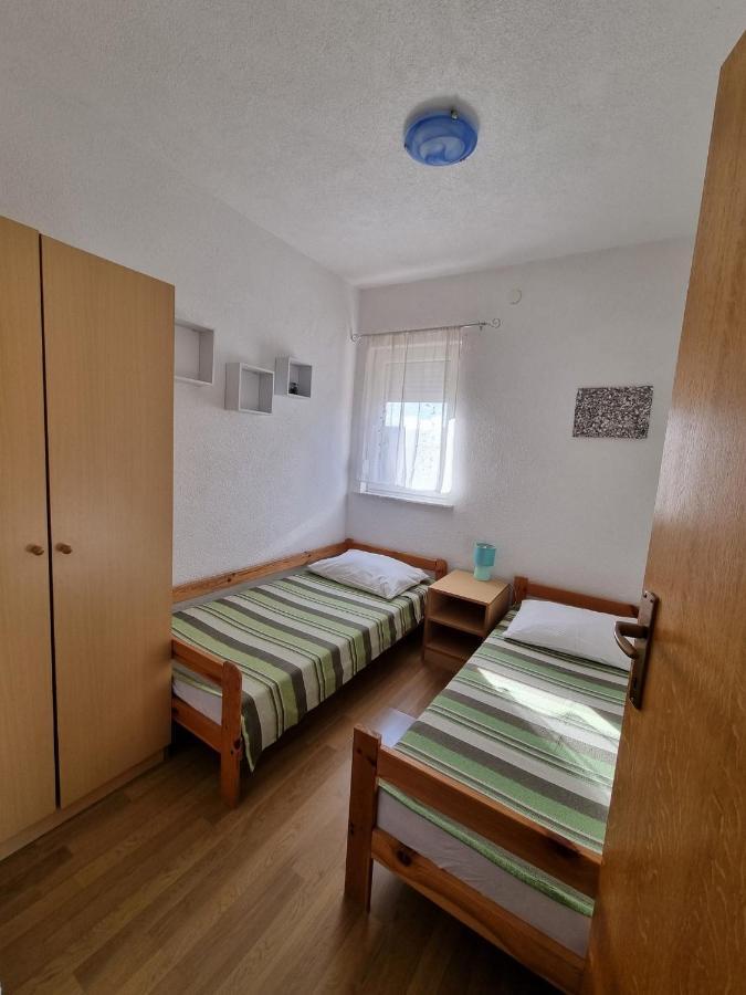 Vanja Skara Biograd Apartamento *