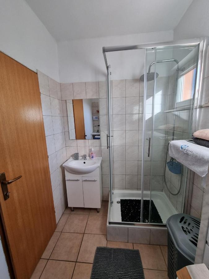 Vanja Skara Biograd